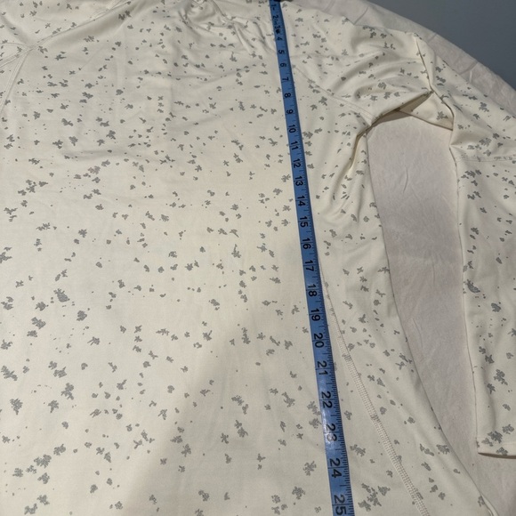 Under Armour Women’s ColdGear ¼-Zip Pullover White Silver Print Fitted XL - Picture 5 of 6